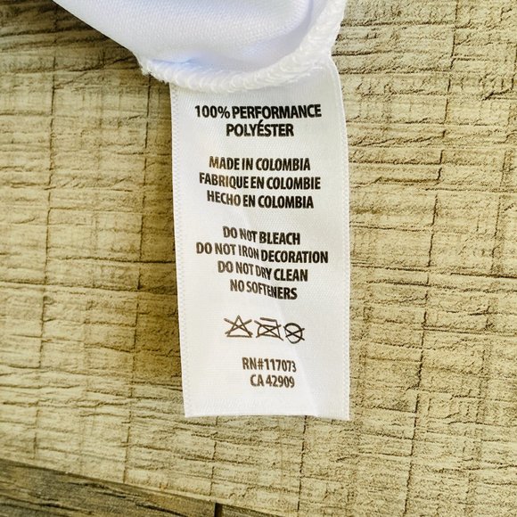 NEW without TAGS long sleeve rash guard w print of Block Island, RI (size XS) - Picture 8 of 8